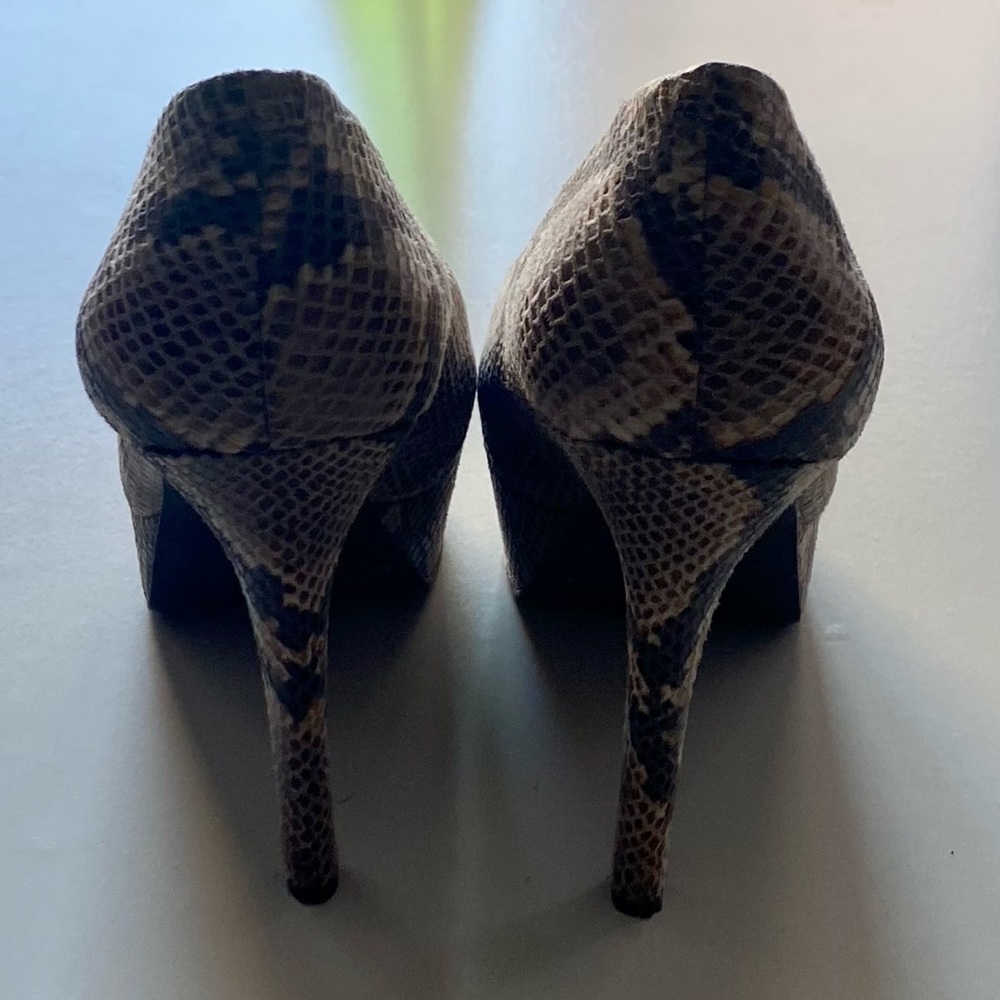 Jessica Simpson Pumps - Picture 14 of 16